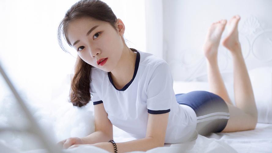 体验乌贼Live卡密，轻松购买微信30元充值！